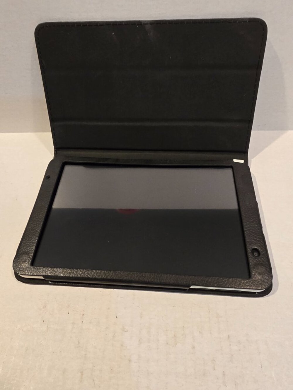 Tablet Android Teknikos Pivot T801 Model PVT-8-A50-R1 Leather Case NEW in Box